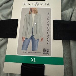 Max & Mia Women's Light Olive Drape Front Cardigan. NWT